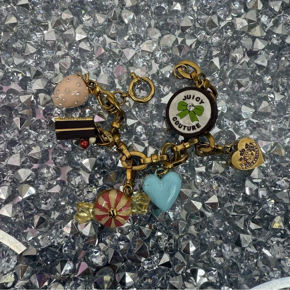 Juicy Couture charm bracelet with 6 charms rare Y2K 2000s Gold Charm Bracelet